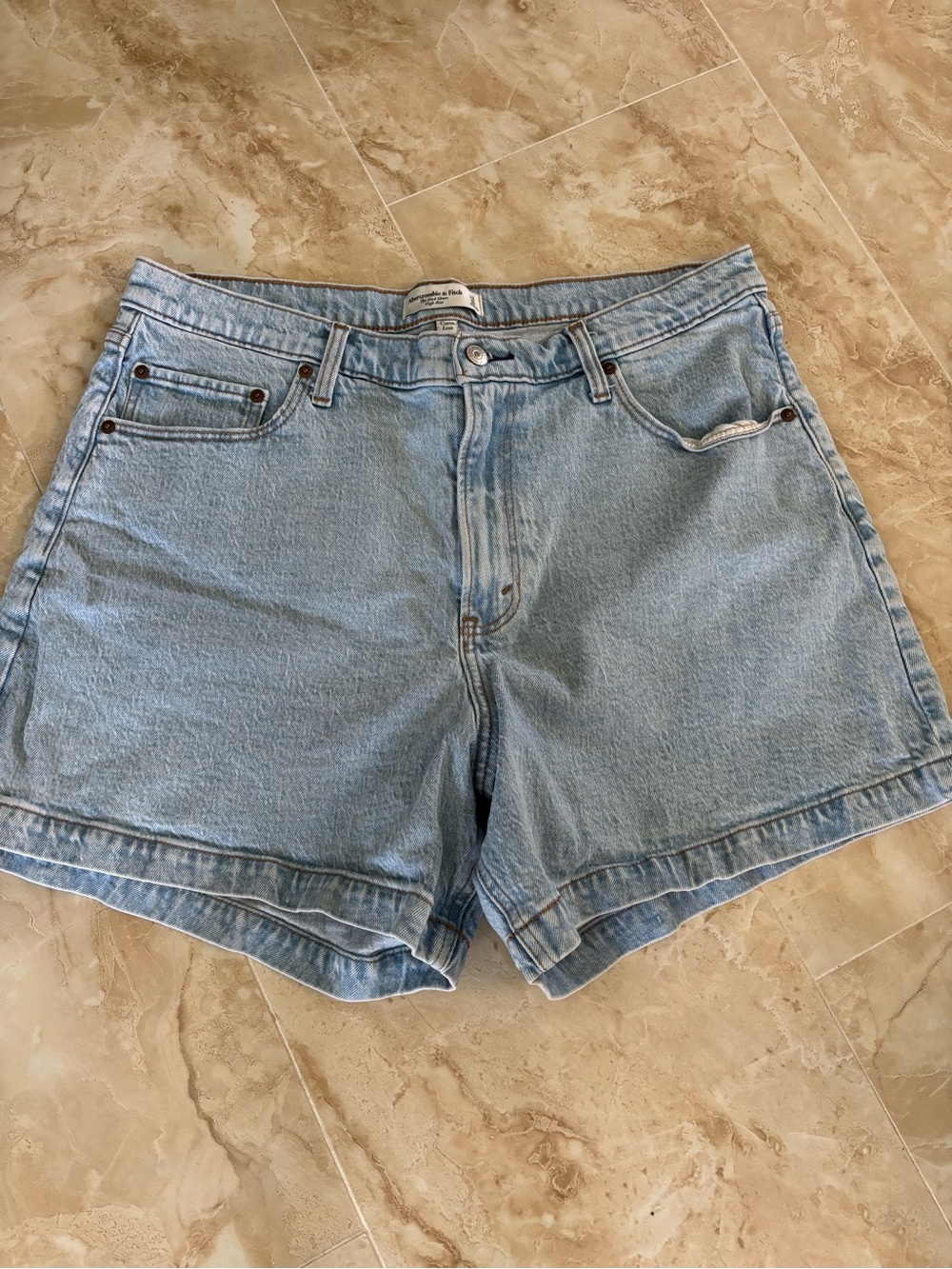 Abercrombie & fitch curve love the dad short high rise jean denim 33/16 - Picture 2 of 5